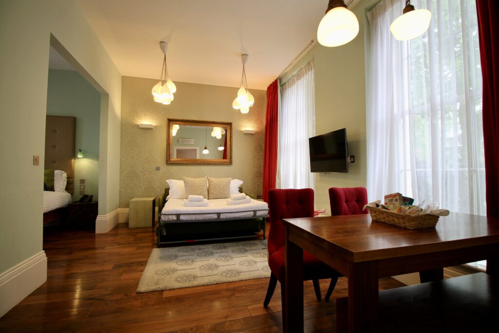 Apartment 5 2
